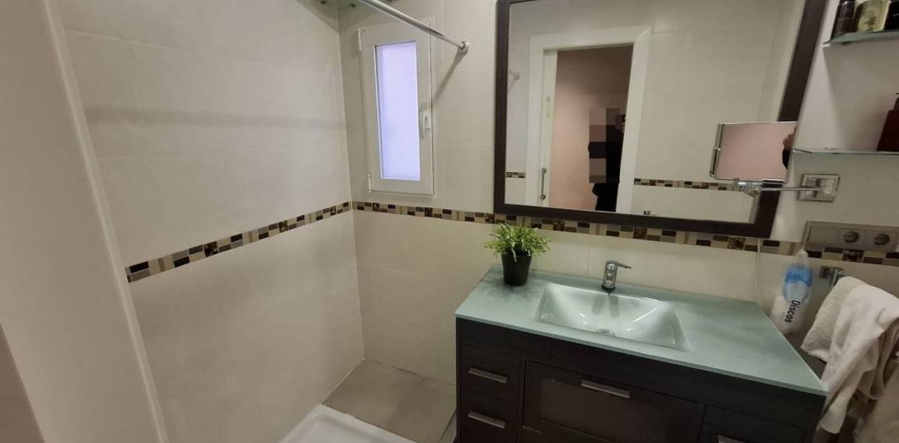 Resale - Apartamento - Alicante - Alacant - Centro Tradicional