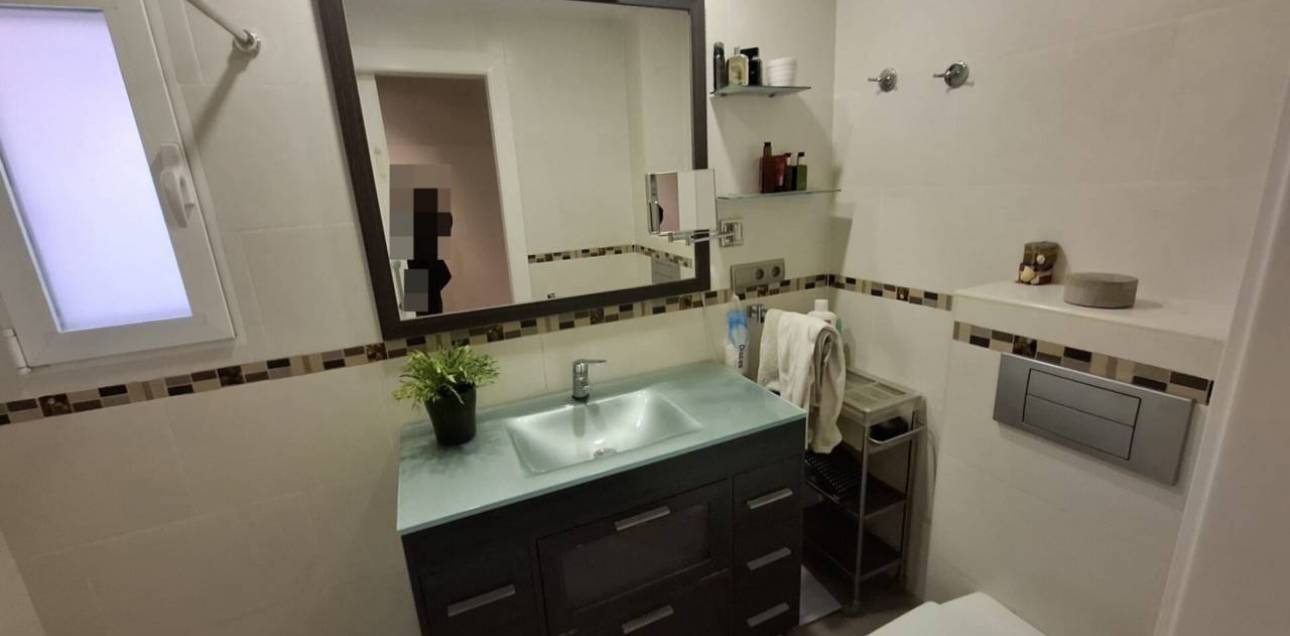 Resale - Apartamento - Alicante - Alacant - Centro Tradicional