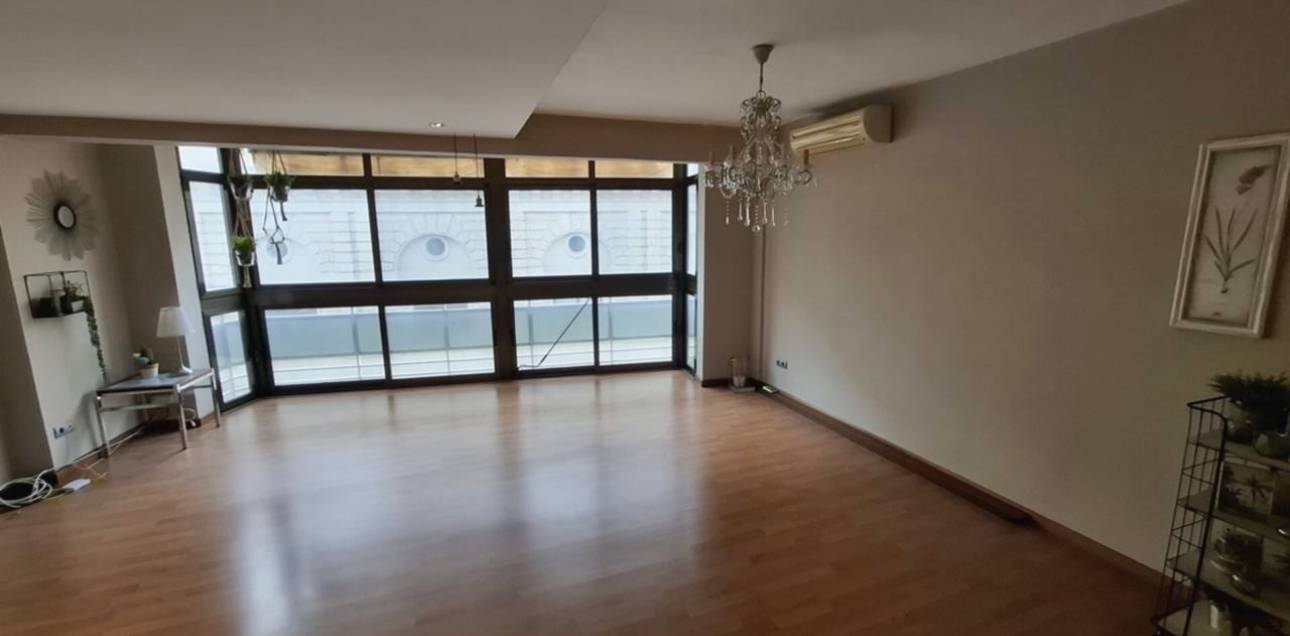 Resale - Apartamento - Alicante - Alacant - Centro Tradicional