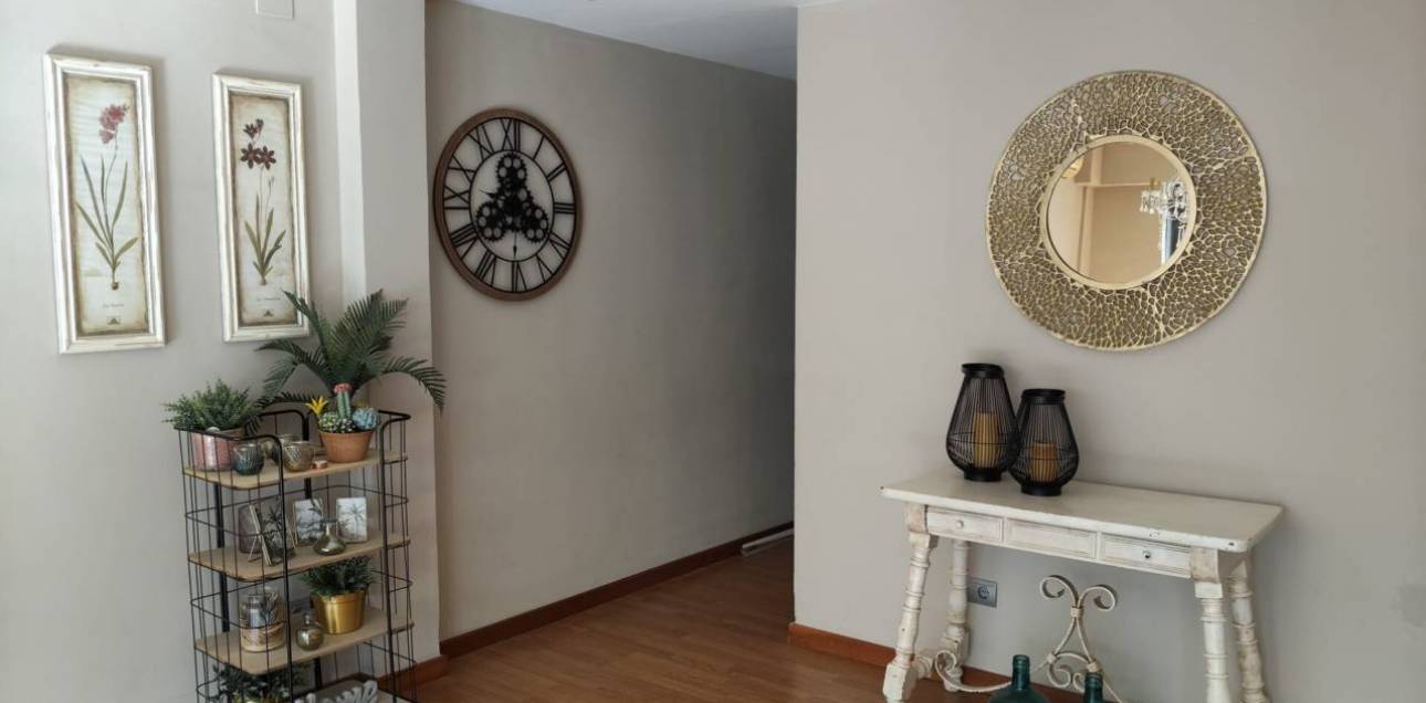 Resale - Apartamento - Alicante - Alacant - Centro Tradicional