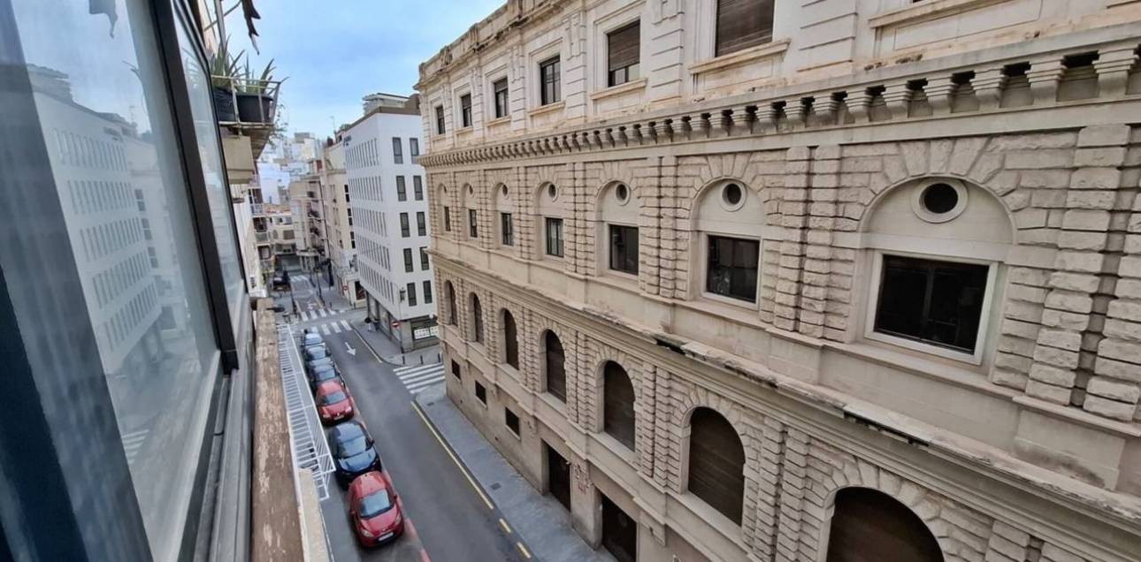 Resale - Apartamento - Alicante - Alacant - Centro Tradicional
