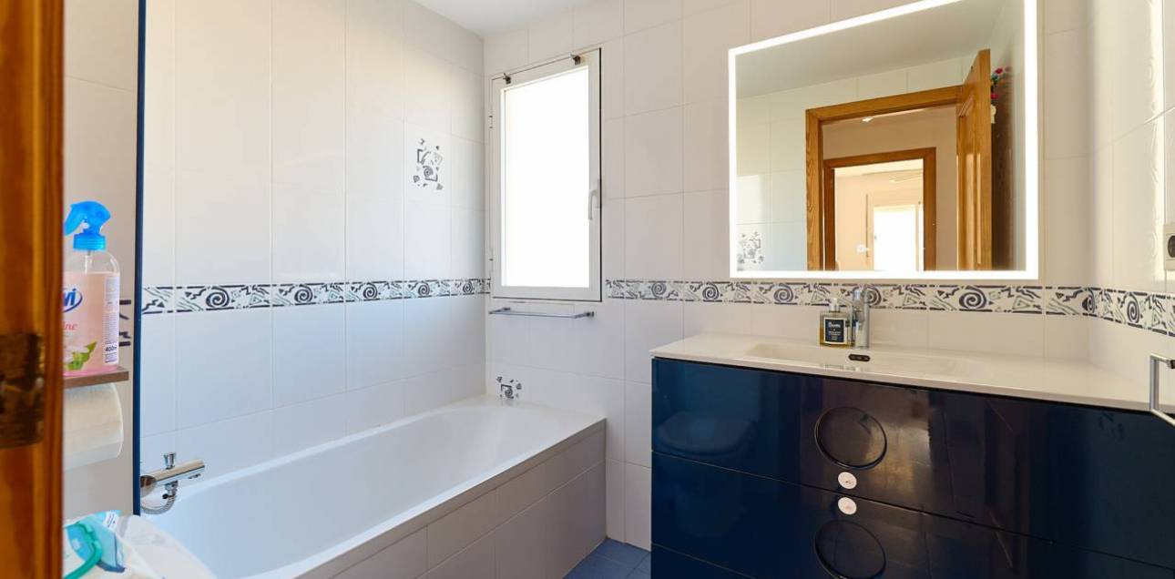 Resale - Piso - El Campello - Platja Muchavista