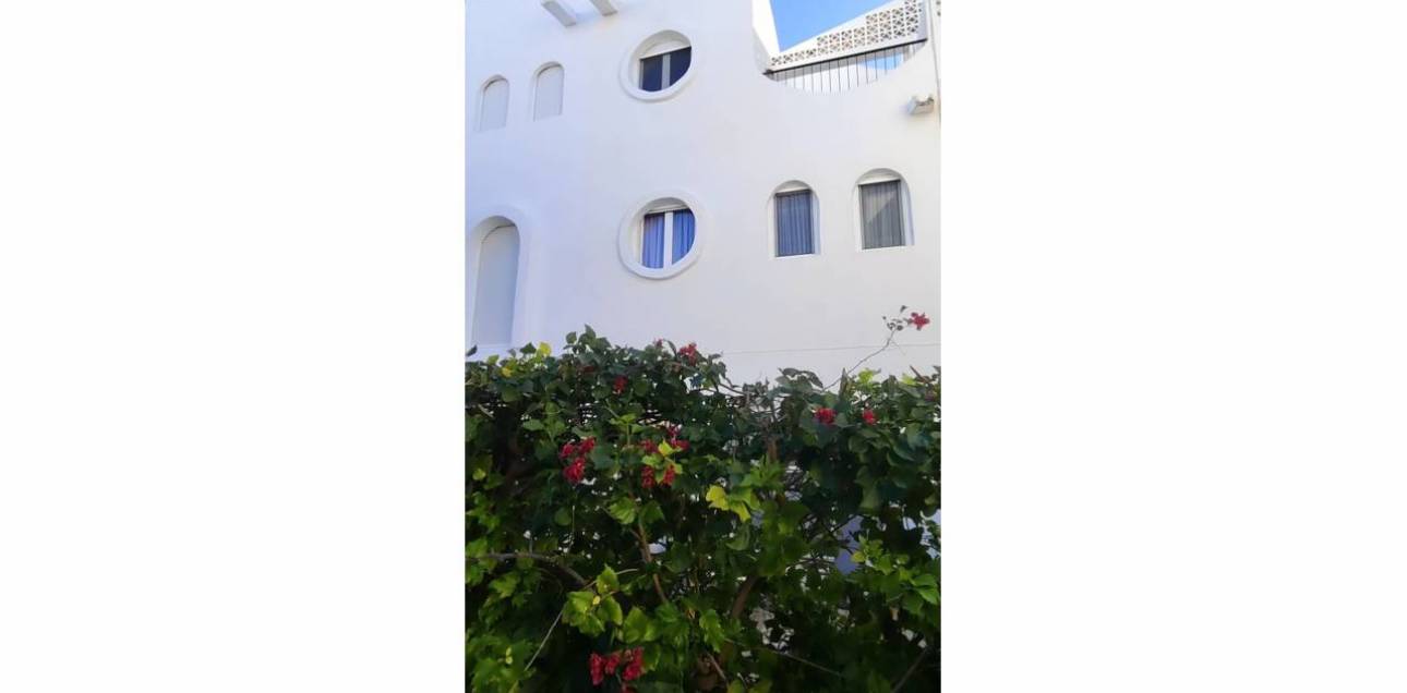 Resale - Bungalow - El Campello - La Almadraba-Coveta Fumà-Amerador