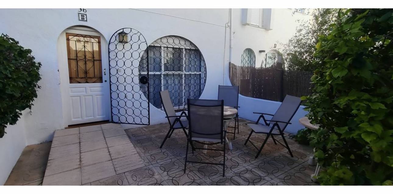 Resale - Bungalow - El Campello - La Almadraba-Coveta Fumà-Amerador