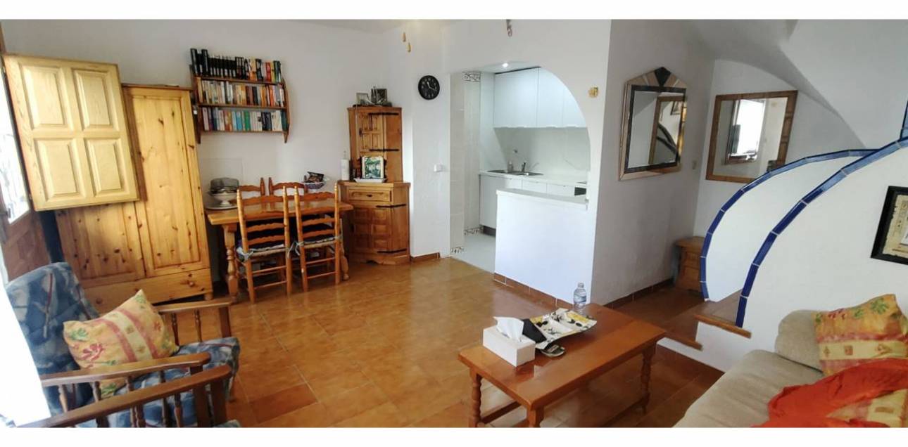 Resale - Bungalow - El Campello - La Almadraba-Coveta Fumà-Amerador