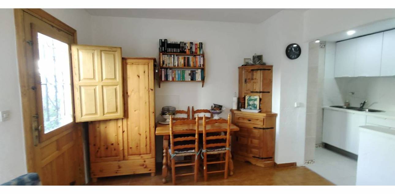 Resale - Bungalow - El Campello - La Almadraba-Coveta Fumà-Amerador