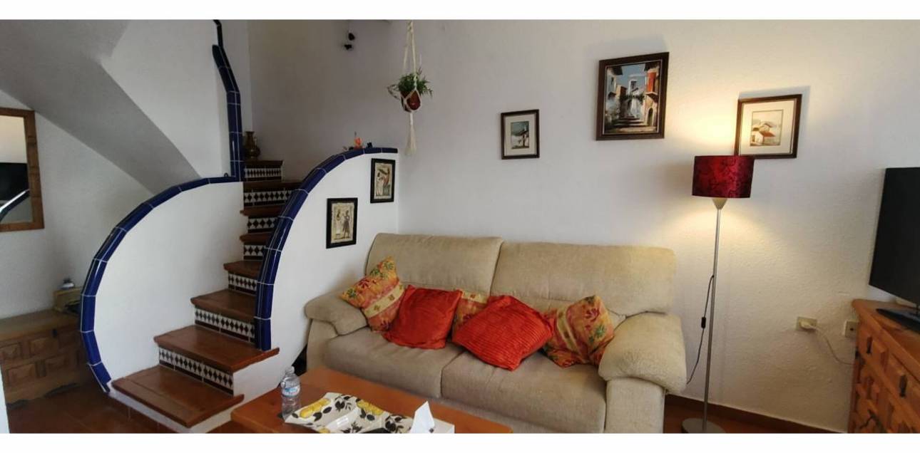 Resale - Bungalow - El Campello - La Almadraba-Coveta Fumà-Amerador