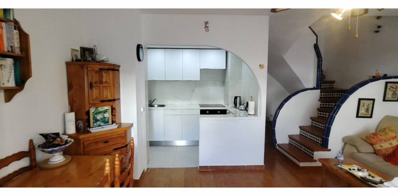 Resale - Bungalow - El Campello - La Almadraba-Coveta Fumà-Amerador