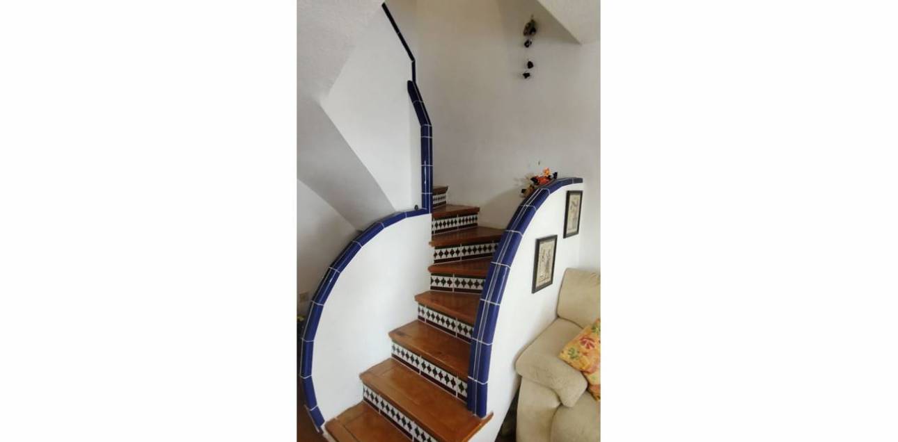 Resale - Bungalow - El Campello - La Almadraba-Coveta Fumà-Amerador