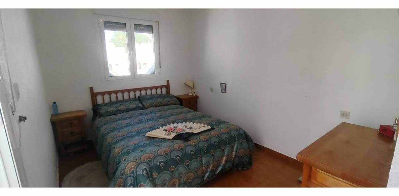 Resale - Bungalow - El Campello - La Almadraba-Coveta Fumà-Amerador