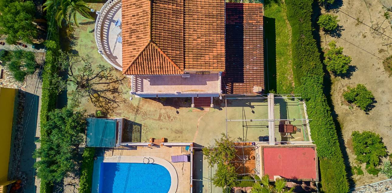 Resale - Chalet - Callosa De Ensarrià