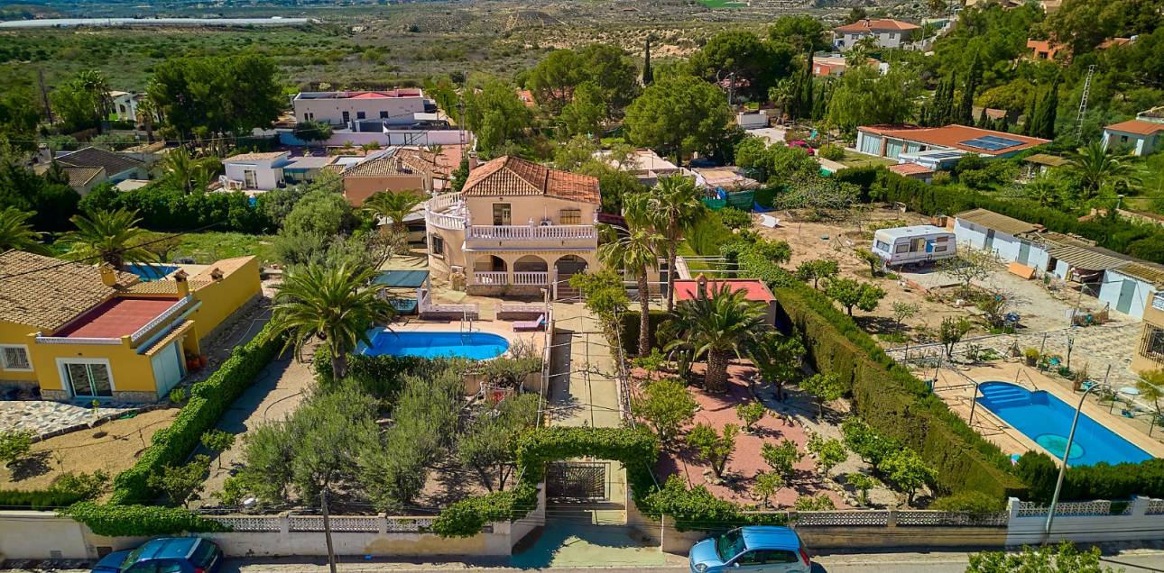 Resale - Chalet - Callosa De Ensarrià