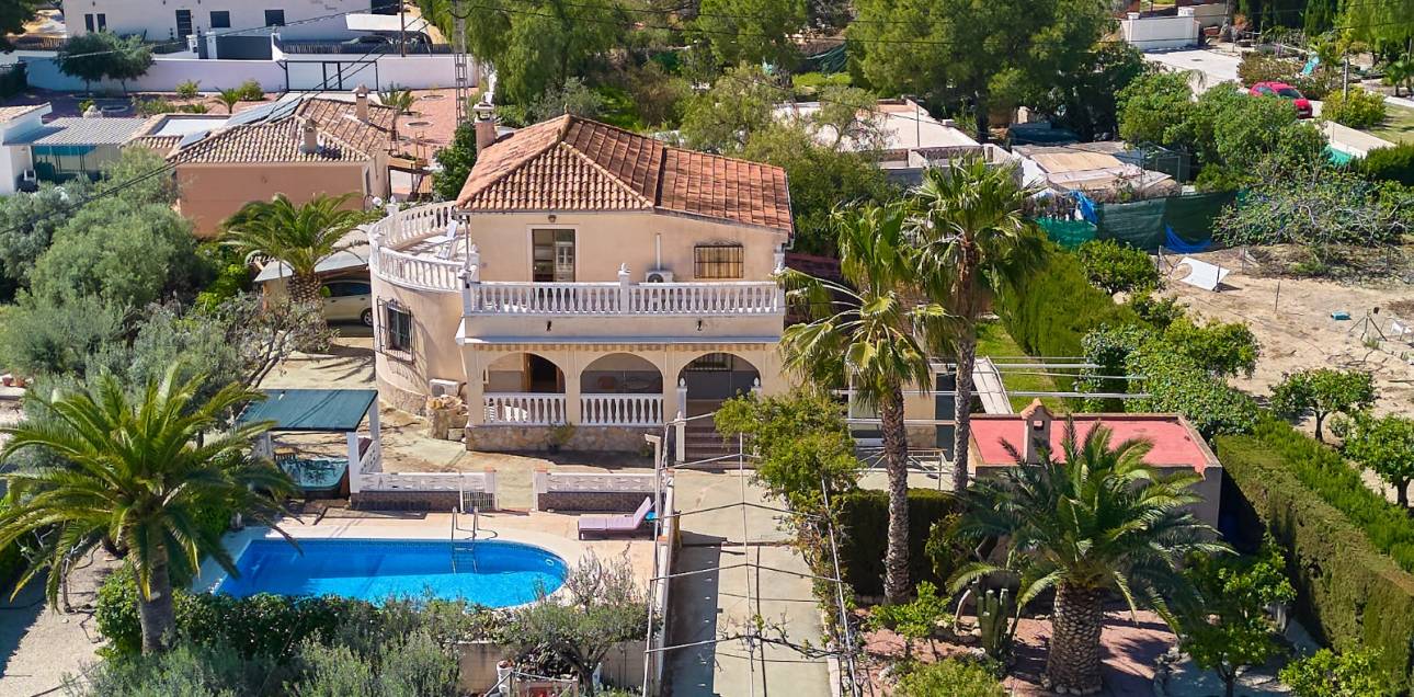 Resale - Chalet - Callosa De Ensarrià