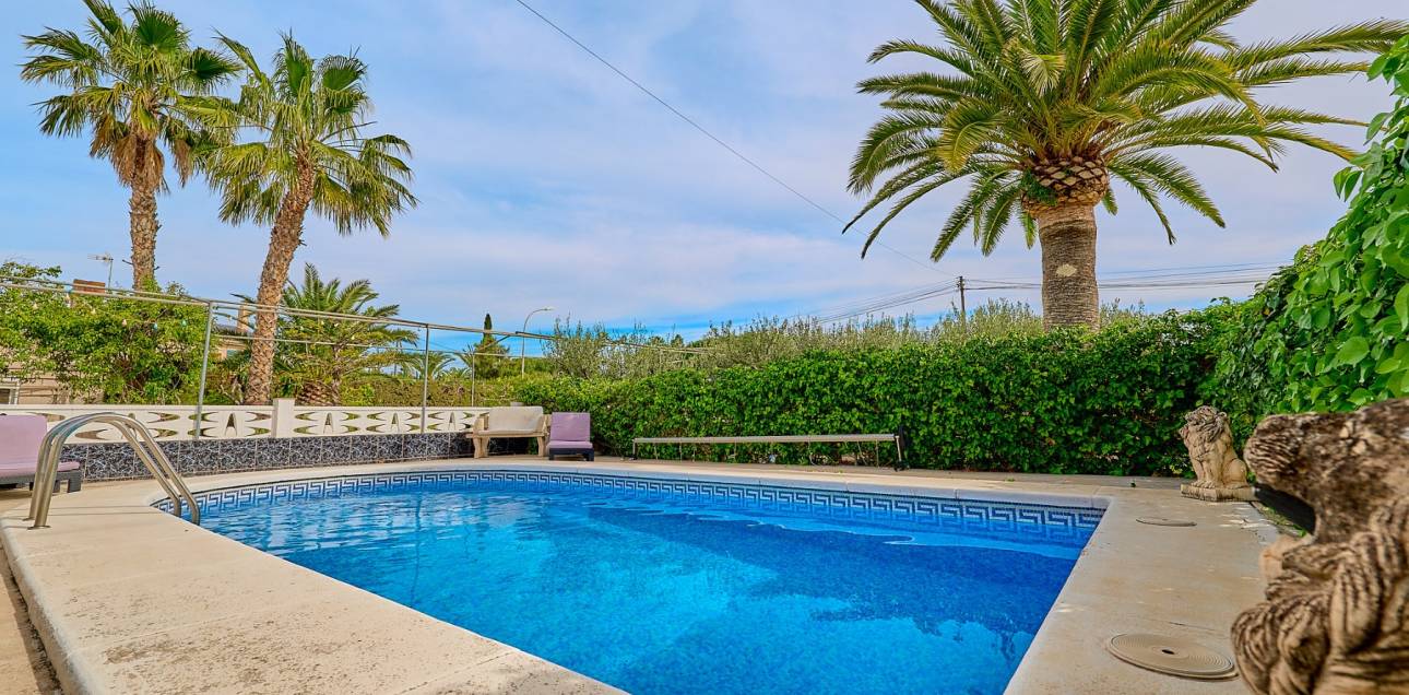 Resale - Chalet - Callosa De Ensarrià