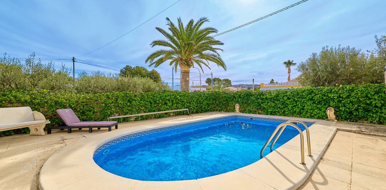 Resale - Chalet - Callosa De Ensarrià