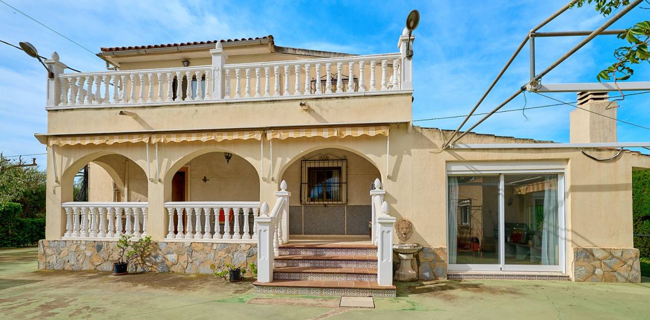 Resale - Chalet - Callosa De Ensarrià