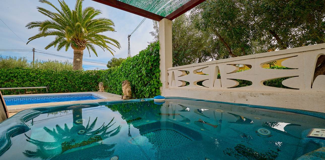 Resale - Chalet - Callosa De Ensarrià