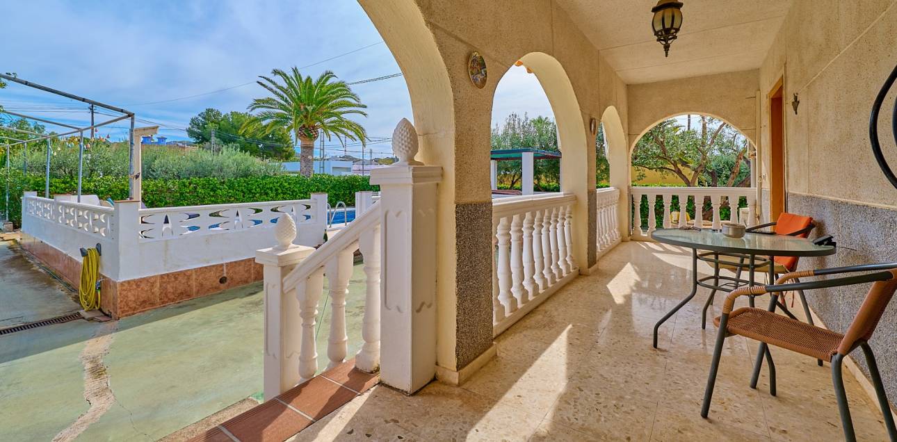 Resale - Chalet - Callosa De Ensarrià