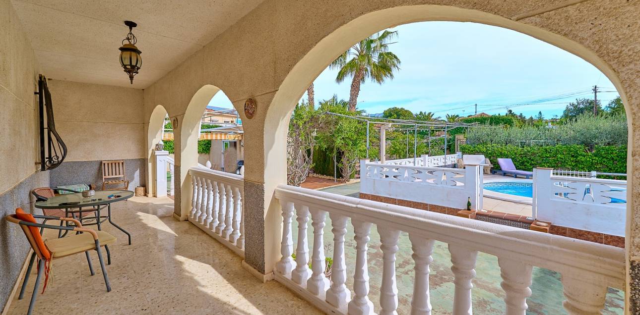 Resale - Chalet - Callosa De Ensarrià