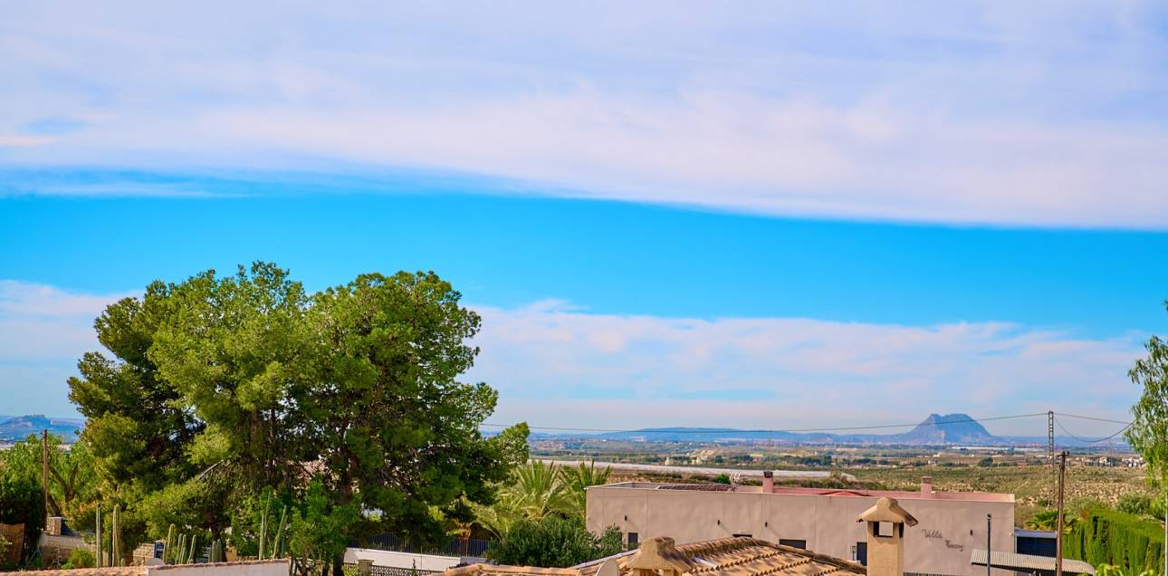 Resale - Chalet - Callosa De Ensarrià