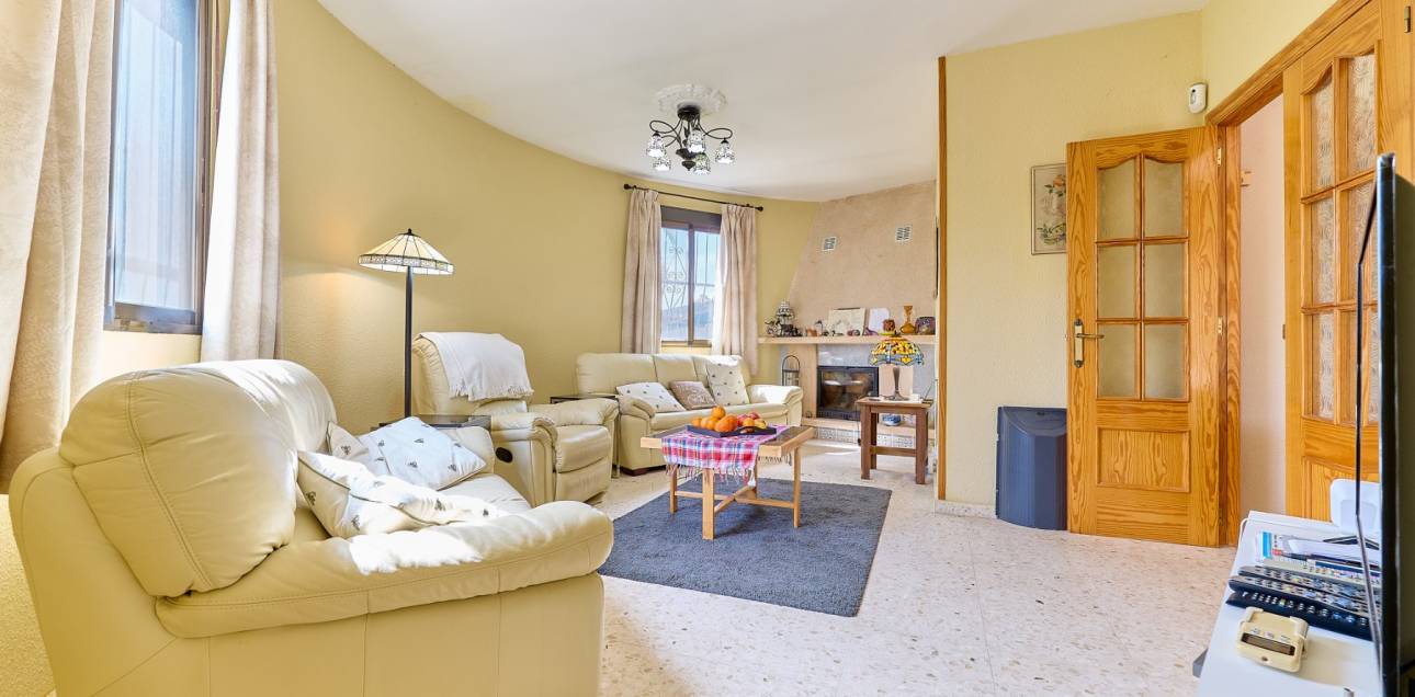 Resale - Chalet - Callosa De Ensarrià