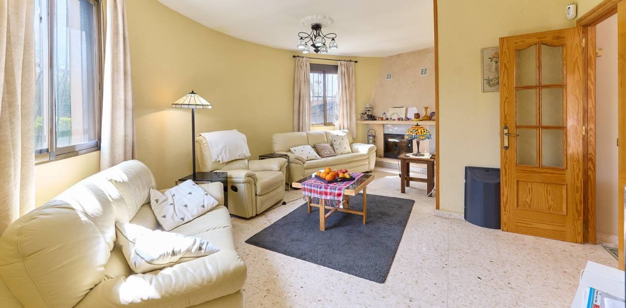 Resale - Chalet - Callosa De Ensarrià