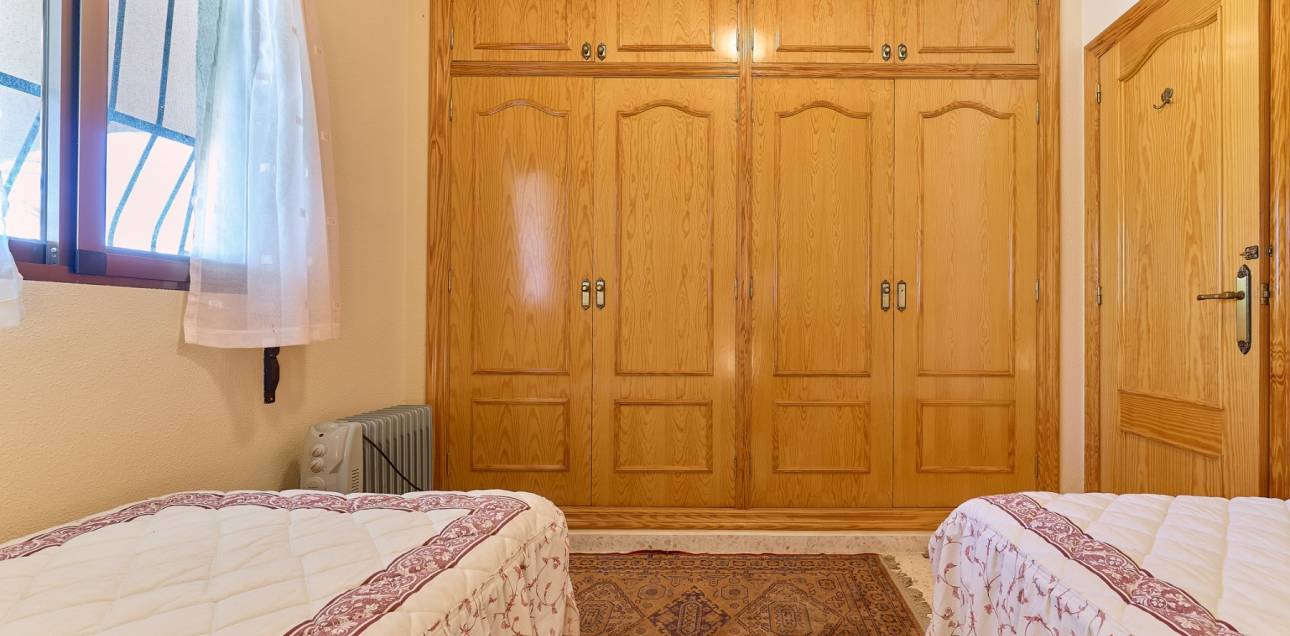 Resale - Chalet - Callosa De Ensarrià