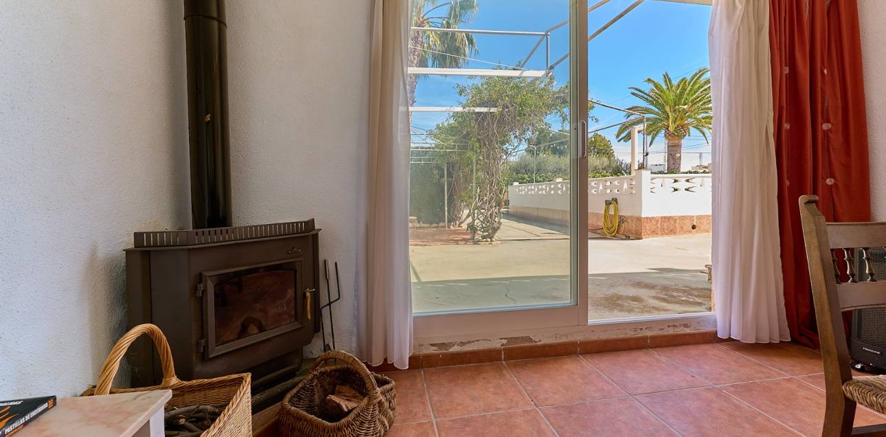Resale - Chalet - Callosa De Ensarrià