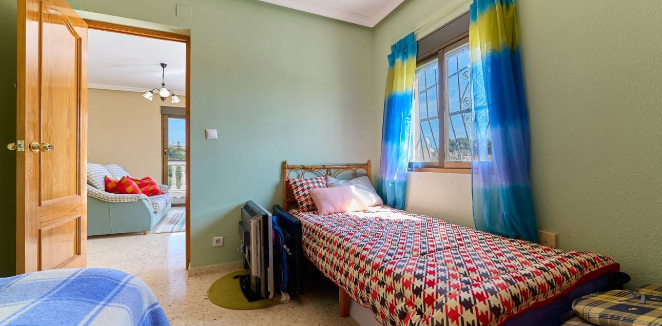 Resale - Chalet - Callosa De Ensarrià