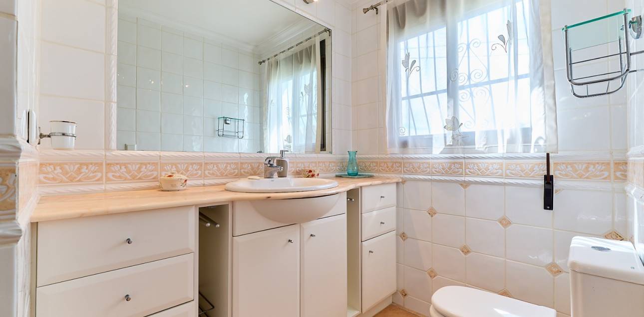 Resale - Chalet - Callosa De Ensarrià