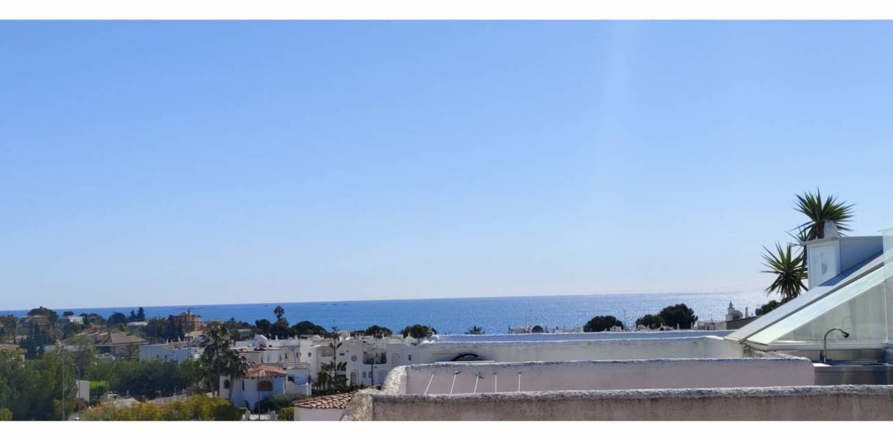 Resale - Bungalow - El Campello - La Almadraba-Coveta Fumà-Amerador