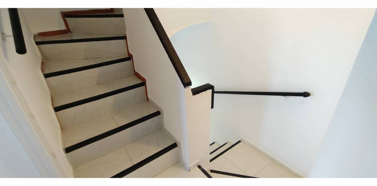 Resale - Bungalow - El Campello - La Almadraba-Coveta Fumà-Amerador