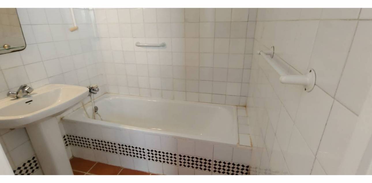 Resale - Bungalow - El Campello - La Almadraba-Coveta Fumà-Amerador