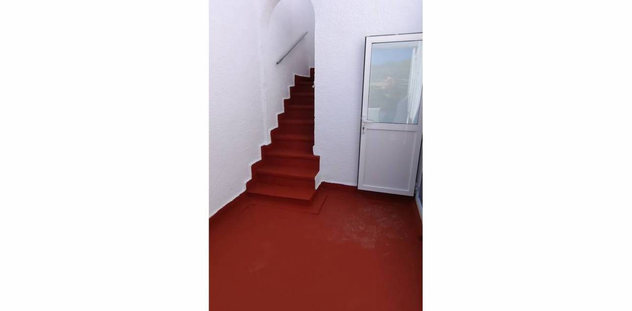 Resale - Bungalow - El Campello - La Almadraba-Coveta Fumà-Amerador