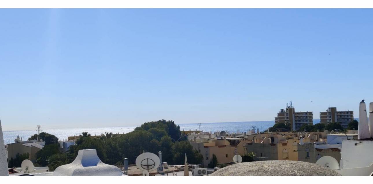 Resale - Bungalow - El Campello - La Almadraba-Coveta Fumà-Amerador