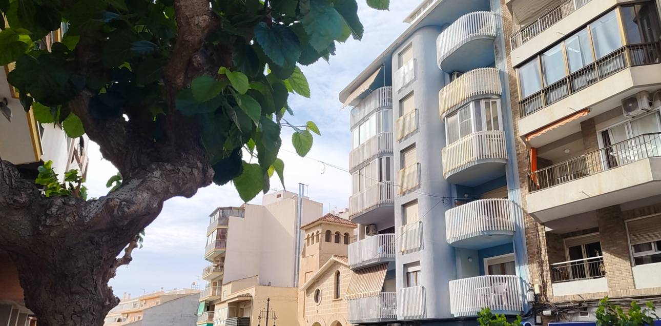 Resale - Apartment - El Campello - El Campello Playa