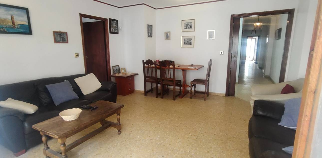 Resale - Apartment - El Campello - El Campello Playa