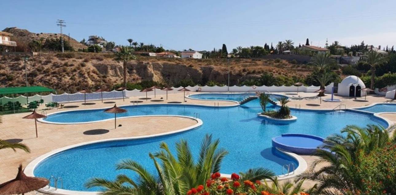 Venta - Bungalow - El Campello - La Almadraba-Coveta Fumà-Amerador