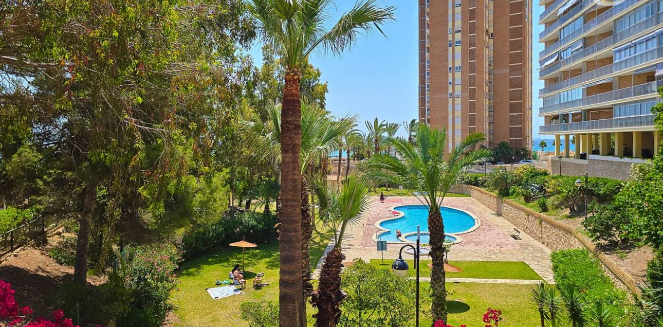 Resale - Apartment - El Campello - Platja Muchavista
