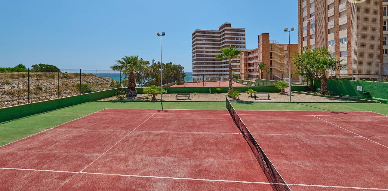 Resale - Apartment - El Campello - Platja Muchavista