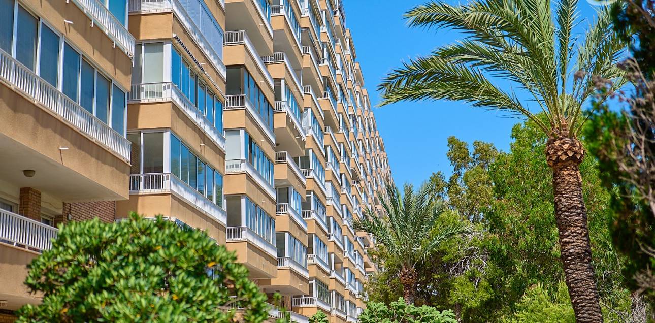 Resale - Apartment - El Campello - Platja Muchavista