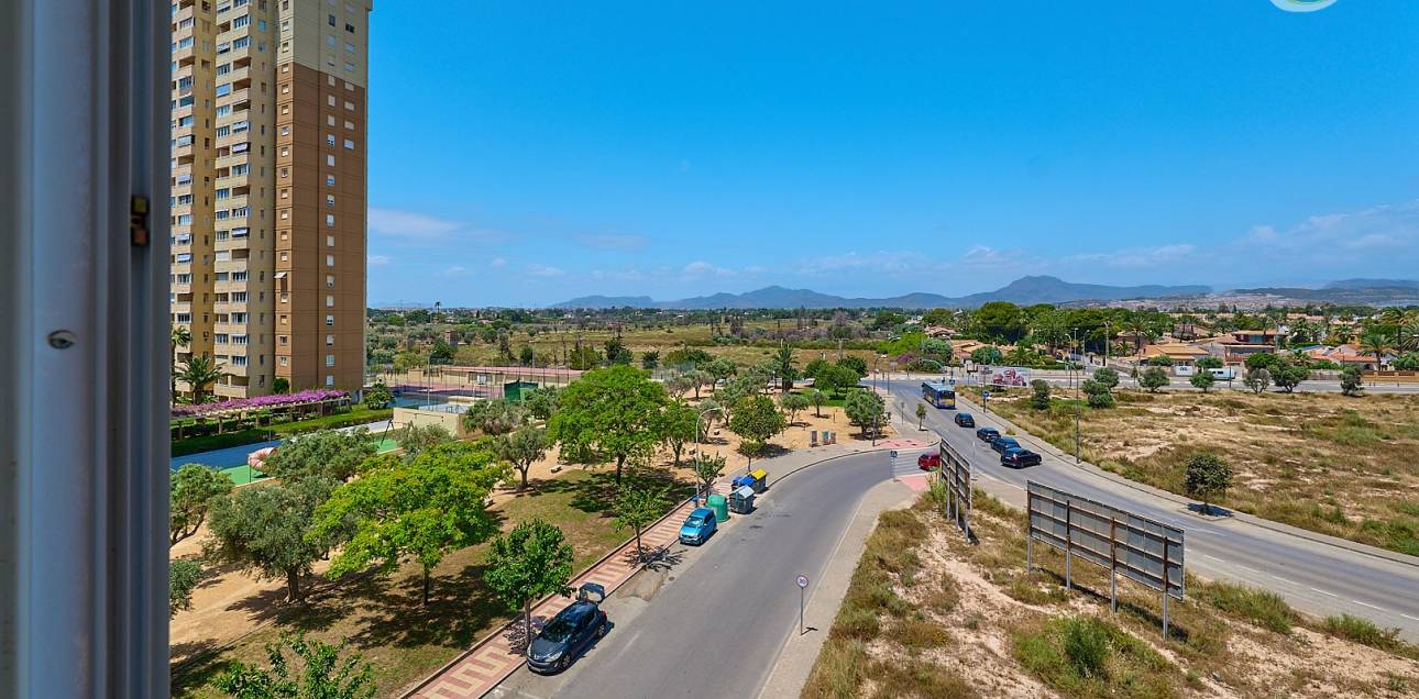 Resale - Apartment - El Campello - Platja Muchavista