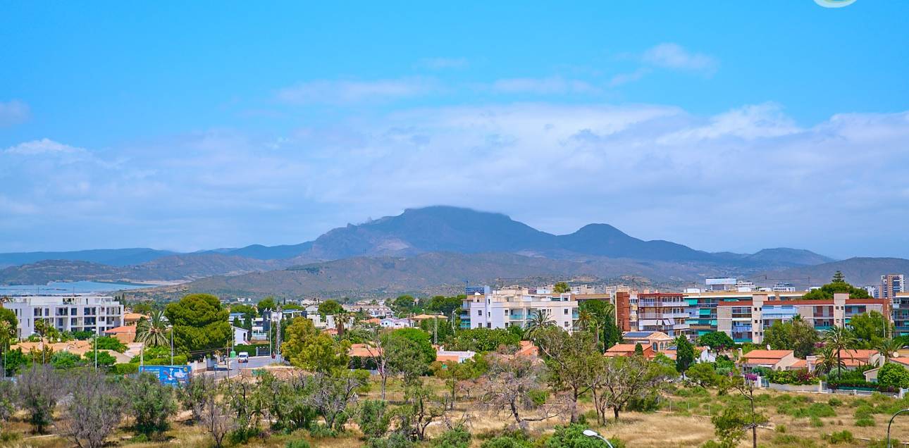 Resale - Apartment - El Campello - Platja Muchavista