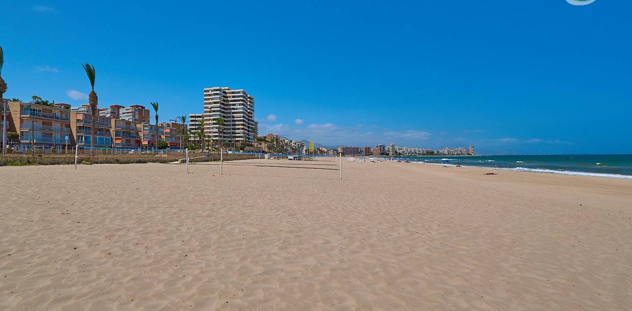 Resale - Apartment - El Campello - Platja Muchavista