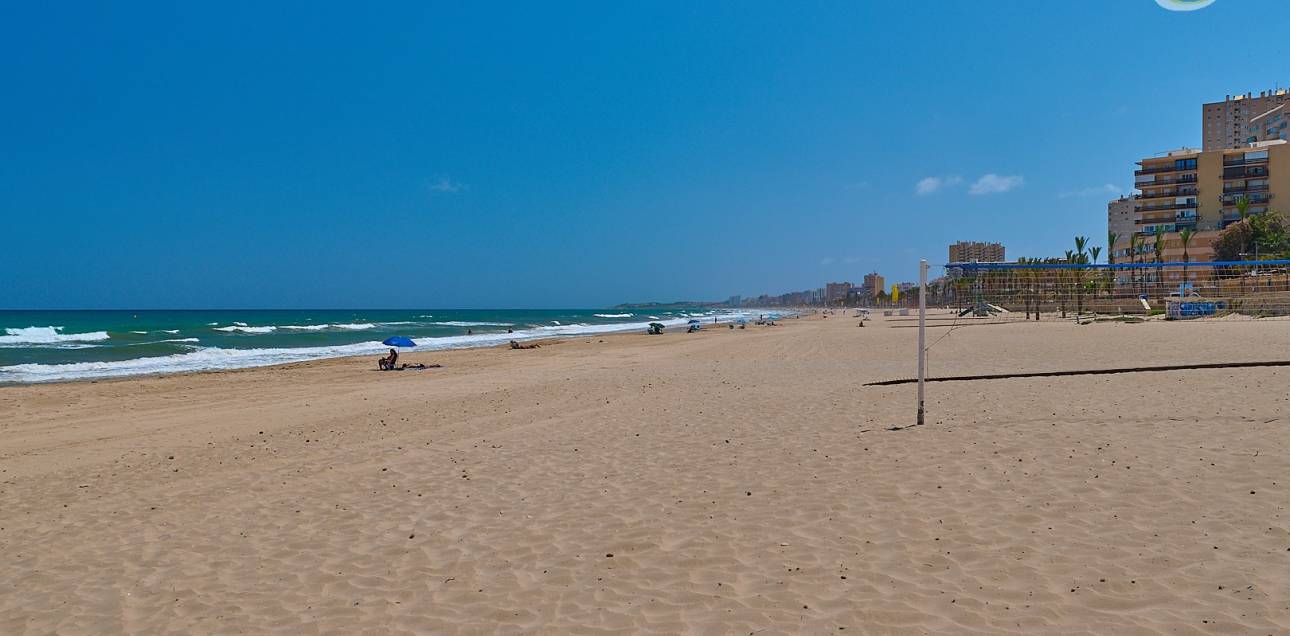 Resale - Apartment - El Campello - Platja Muchavista