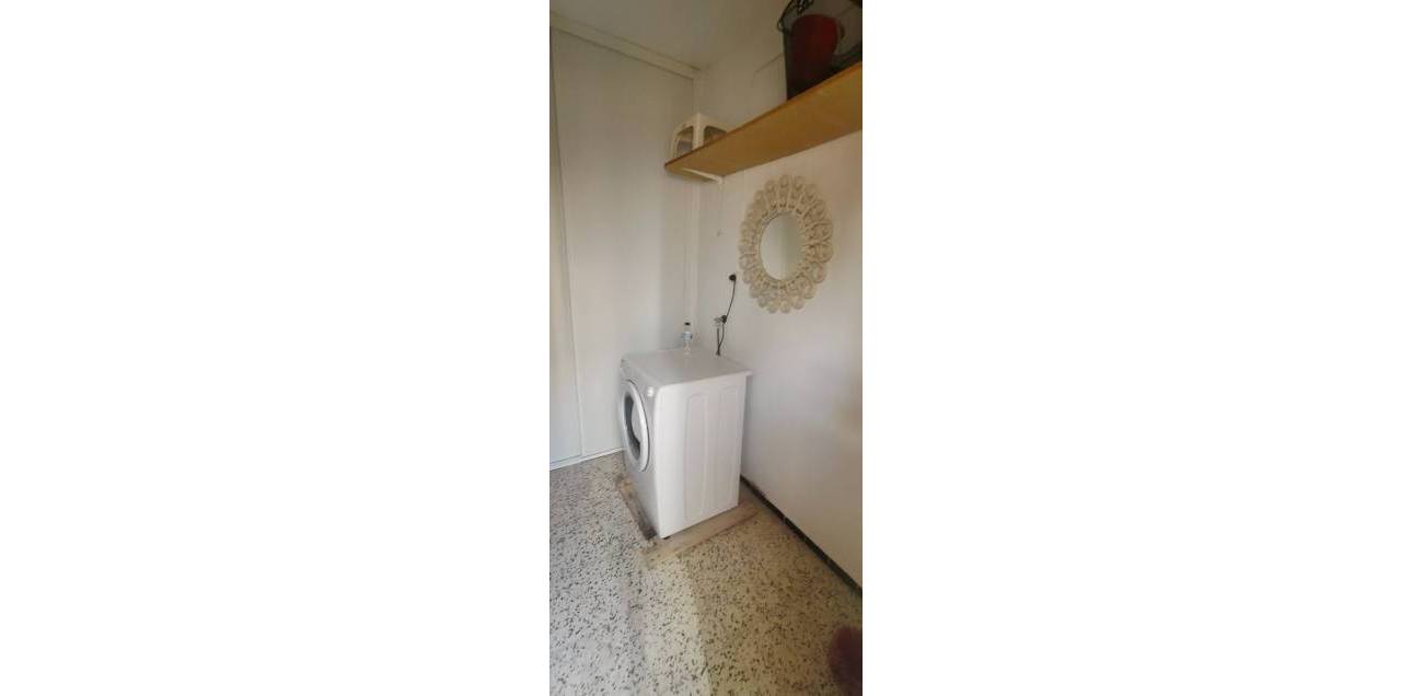 Resale - Apartment - Santa Pola - Puerto