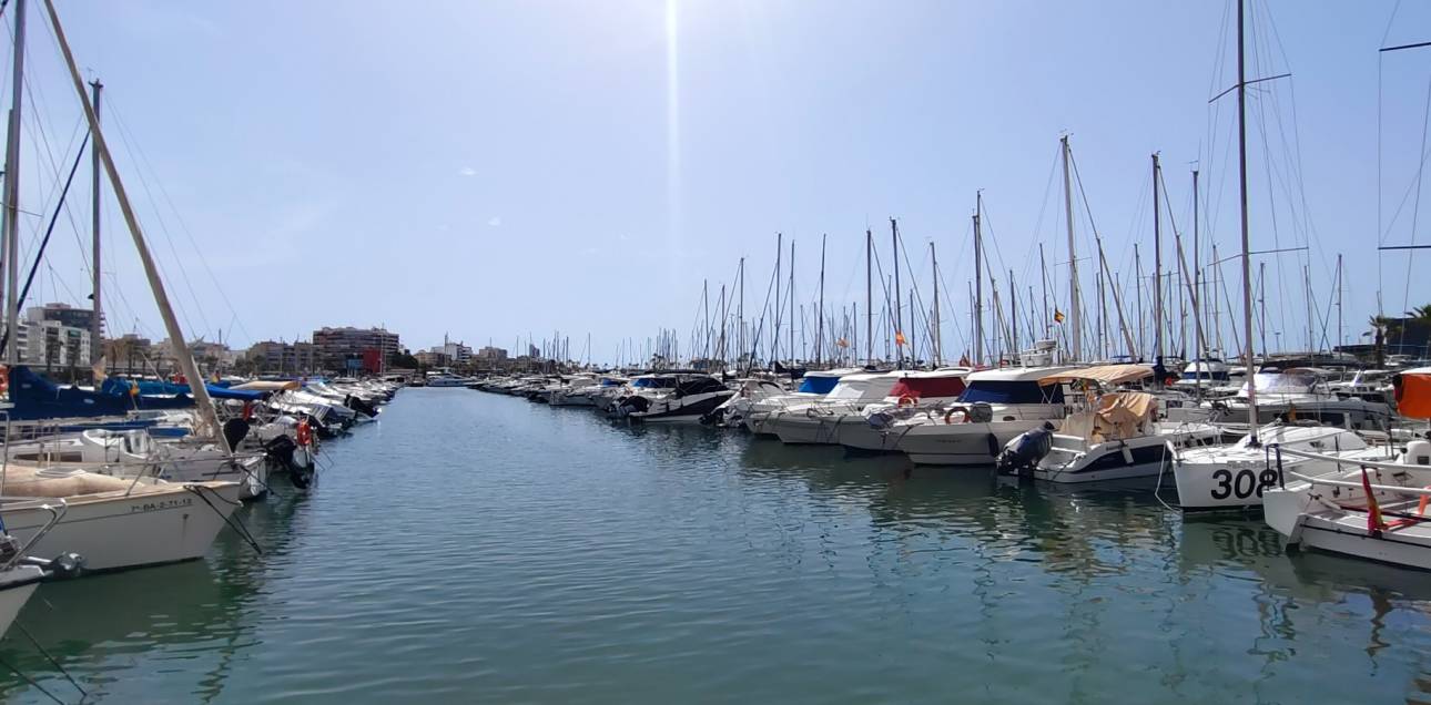 Resale - Apartment - Santa Pola - Puerto
