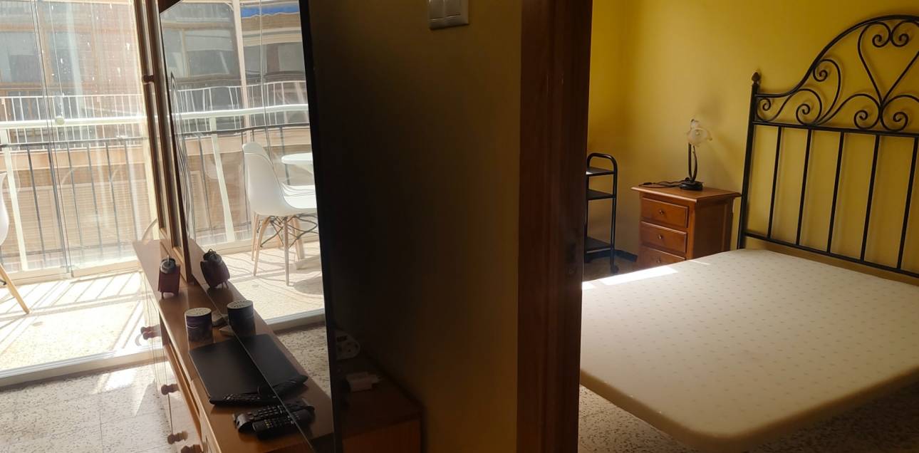 Resale - Apartment - Santa Pola - Puerto