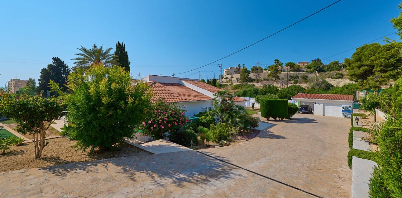 Resale - Villa - El Campello - Norte-Venta Lanuza-Cala d'Or