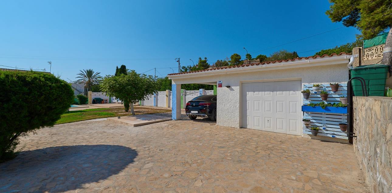 Resale - Villa - El Campello - Norte-Venta Lanuza-Cala d'Or